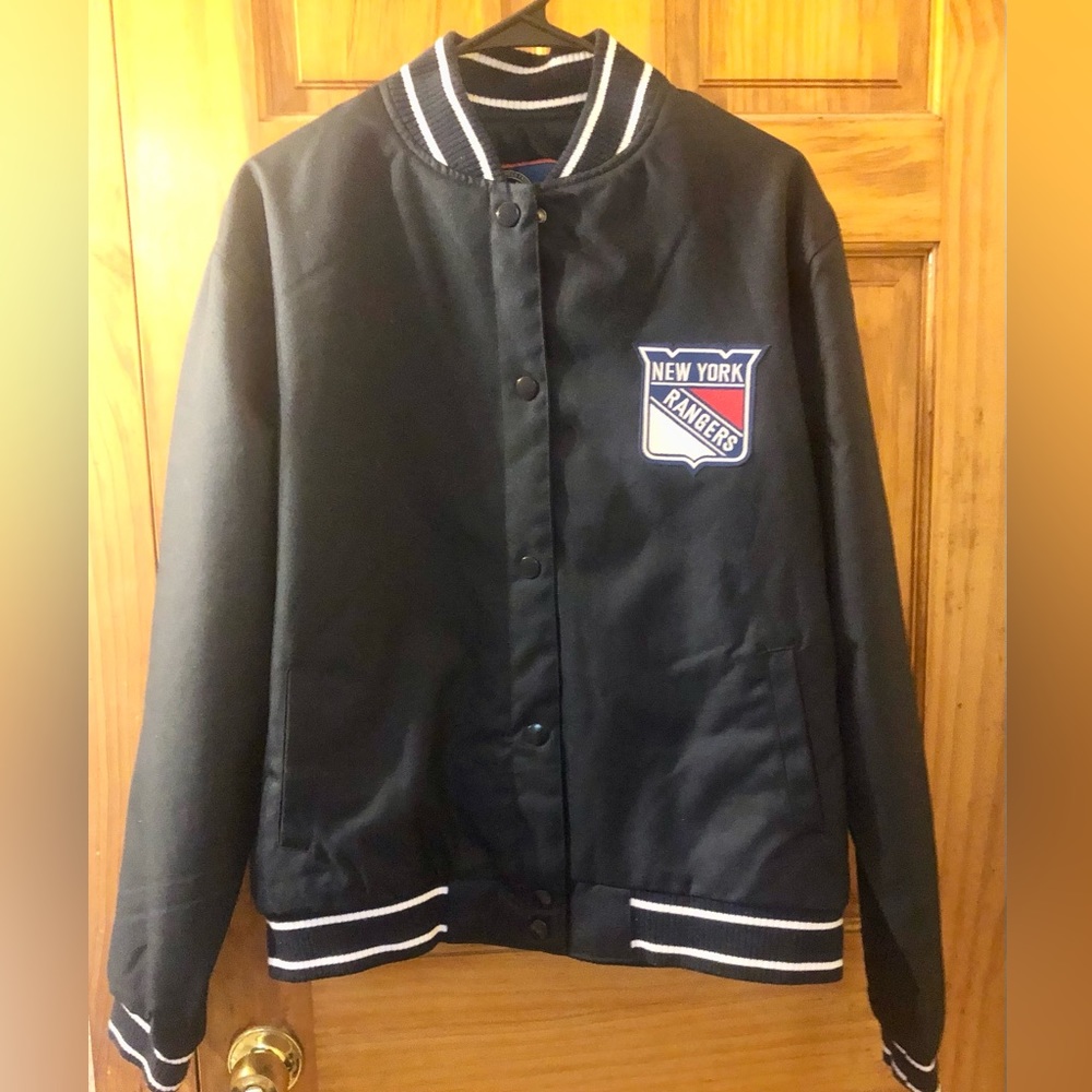 New York Rangers Jacket. Size XXL. New with tags. Officially licensed NHL gear.